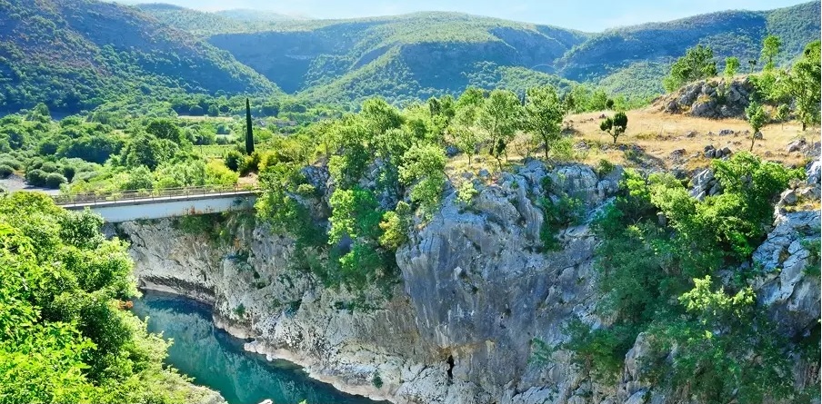 Величие каньонов Черногории