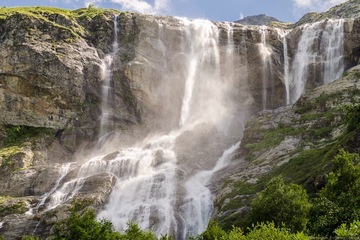 Архыз : Софийские водопады и Аланское городище