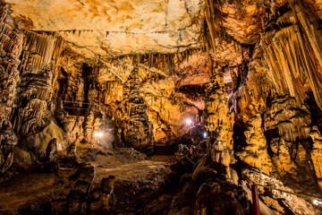 Пещера Враньяча + г.Трогир
